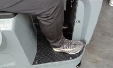 啟動機(jī)器第四步