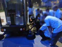 駕駛式掃地機(jī)性能特點(diǎn)是什么？優(yōu)勢(shì)有哪些